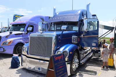 Michael and Jackie Wallace's 2007 Freightliner and 2014 Great Dane