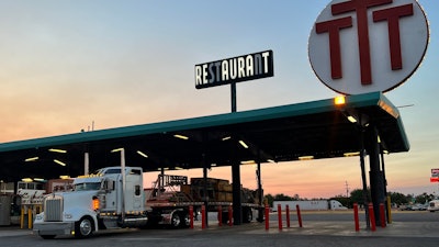 Rene Holguin's 2000 Kenworth W900 at Triple T Truck Stop