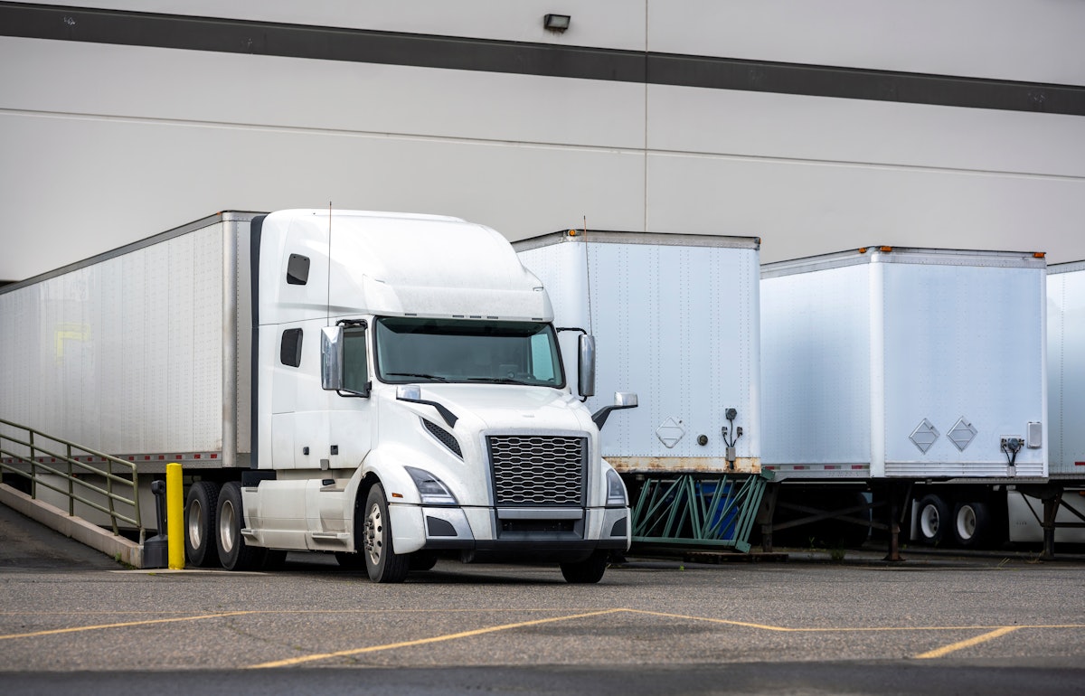 House committee moves on bill to give FMCSA more teeth to root out fraud