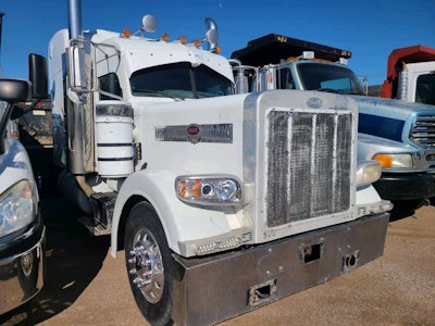 Scott Huber's 2006 Peterbilt 379 before rebuild